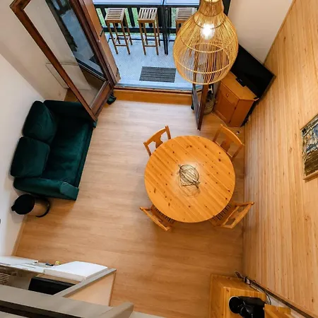 La Cachette Des Loups Apartment *
